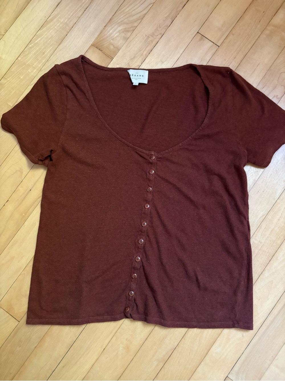 Sezane Short-Sleeve Button-Front Top in Chestnut